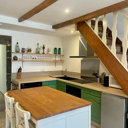 Maison De Caractere Renovee Avec Terrain De Petanque Semesterbostad *